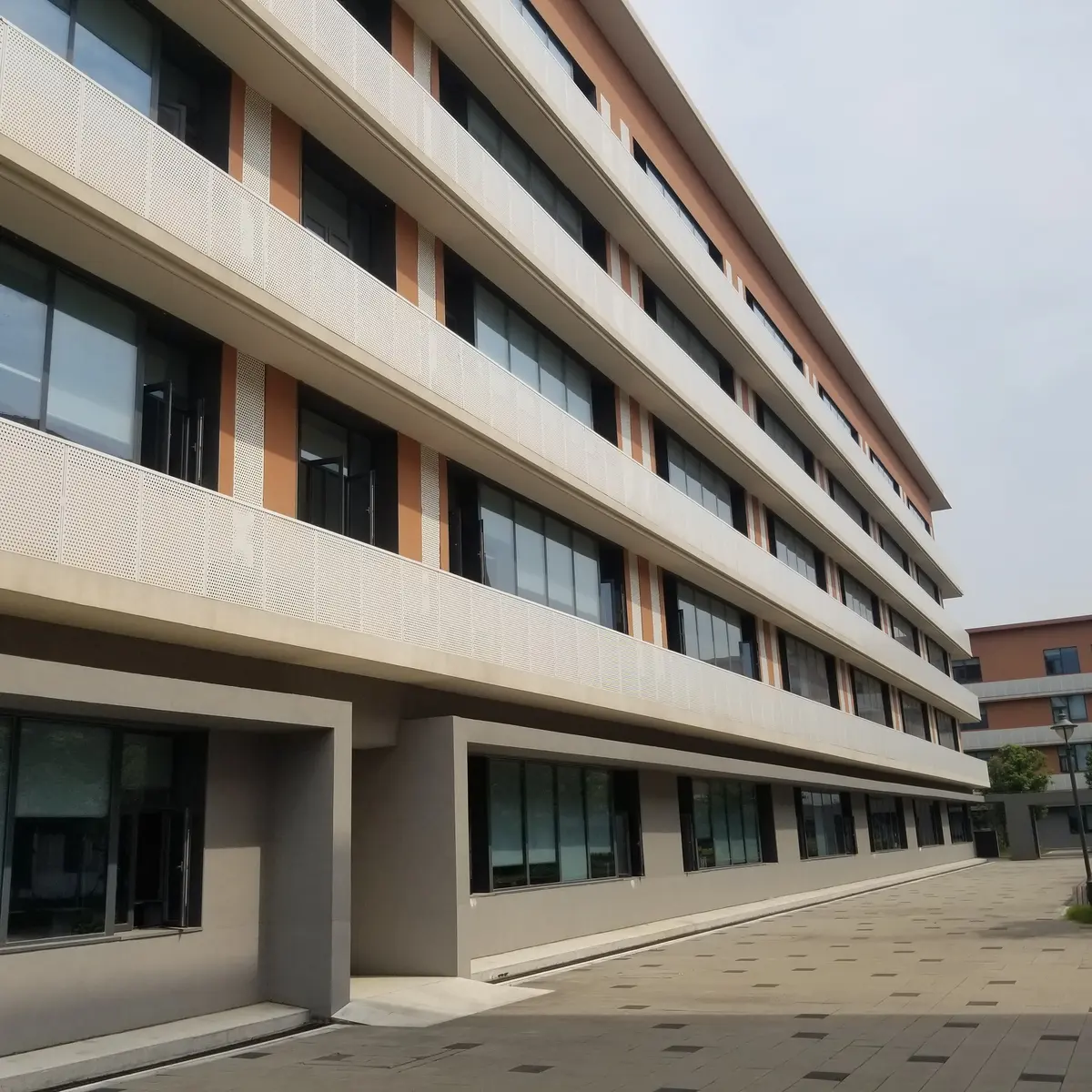 中国合作学校教学楼与校园建筑