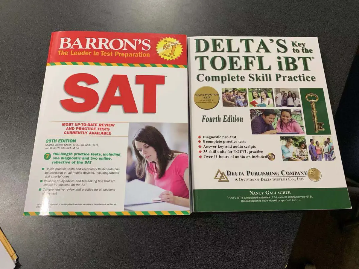 SAT与托福考试备考教材，适合说明升学与语言准备