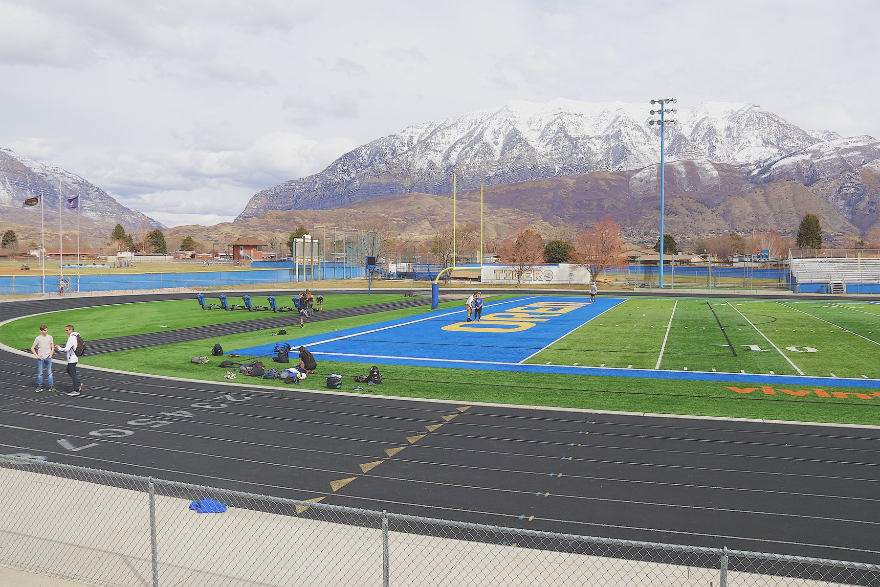 美国犹他州 Orem High School 校园运动场